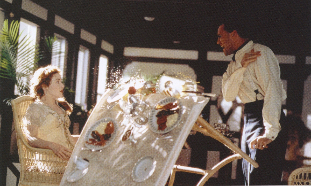 Не пытался подчинить её своей воле, а жил бы себе спокойно...