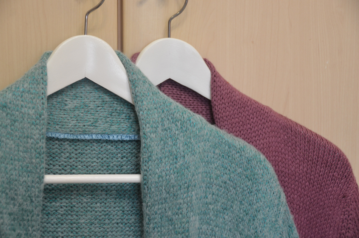 Два кардигана