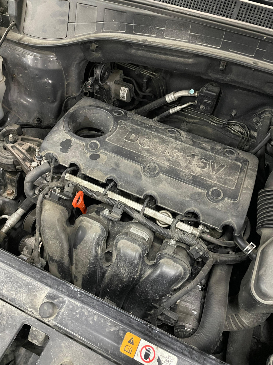 Под капотом двигатель 2.4 G4KE