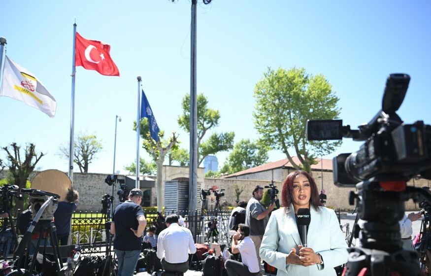    «Провал переговоров. Я знаю точно. Идет валом информация»: СМИ в ступоре после завершения встречи в Стамбуле