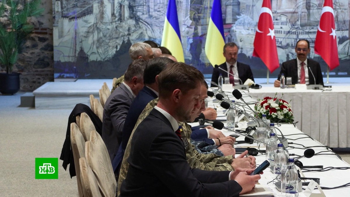    Переговоры РФ и Украины в Стамбуле проходят в закрытом формате