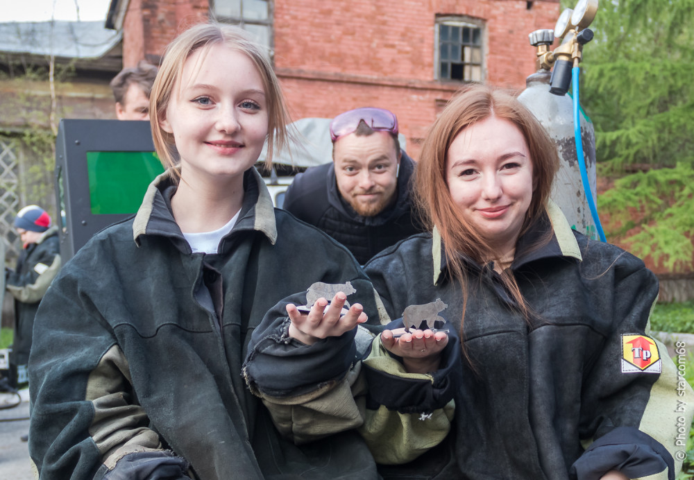 Этих пермских медведей девушки варили два года тому назад