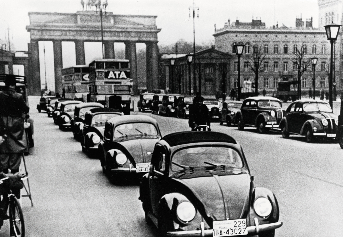 Volkswagen Beetle (Volkswagen Käfer), 1938. Фото: Volkswagen AG