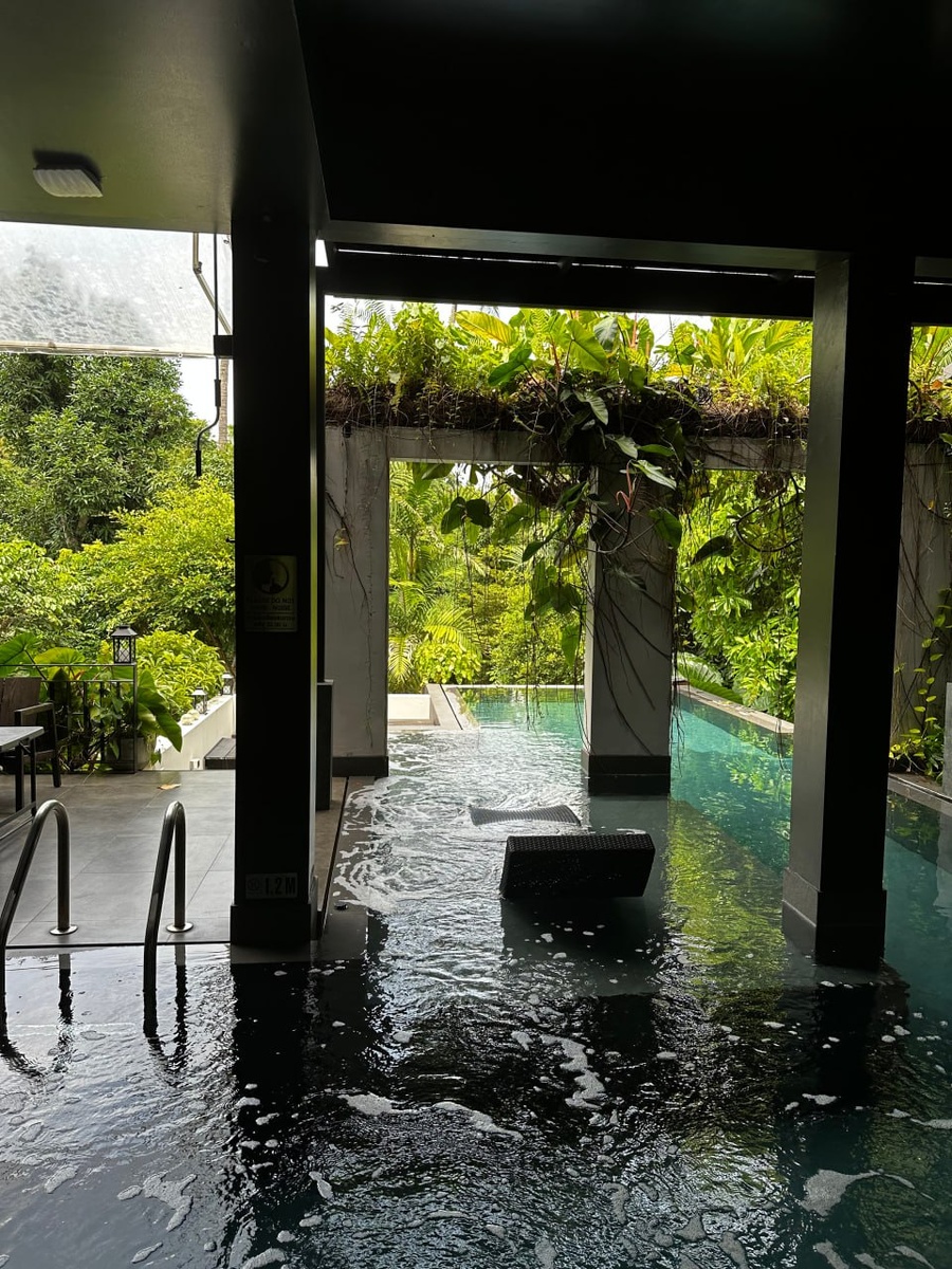 Вид с входа в отель