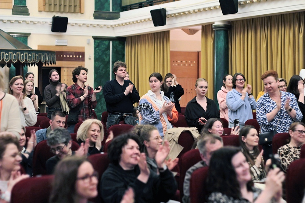     Фото: Нина Струтинская-Фëдорова /Кинотеатр "Аврора"