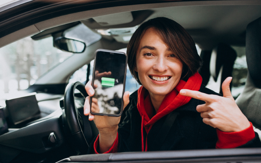    Бабуля «Шумахер», невеста с тортом и разноцветный енот: таксисты вспомнили интересные и странные случаи из своей практики