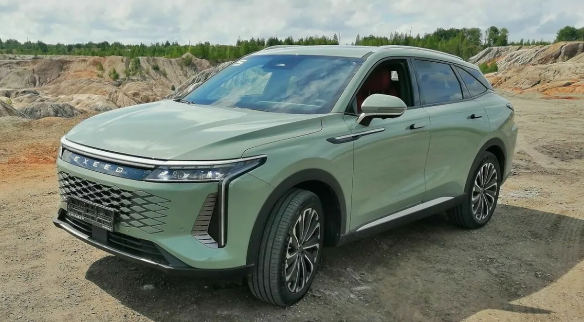 Китаец EXEED RX