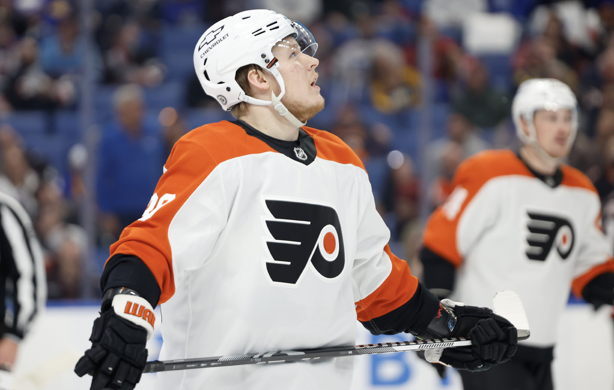    Нападающий "Филадельфии" Матвей Мичков  Rebecca Villagracia/Getty Images