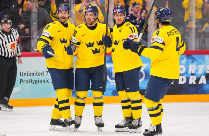 Шведы продолжают штамповать победы в группе А чемпионата мира. Фото: ИИХФ