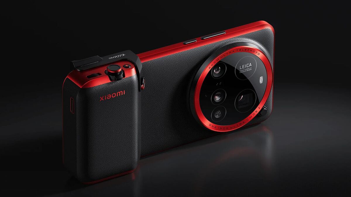 Xiaomi 15 Ultra с держателем для фотографирования Photography Kit