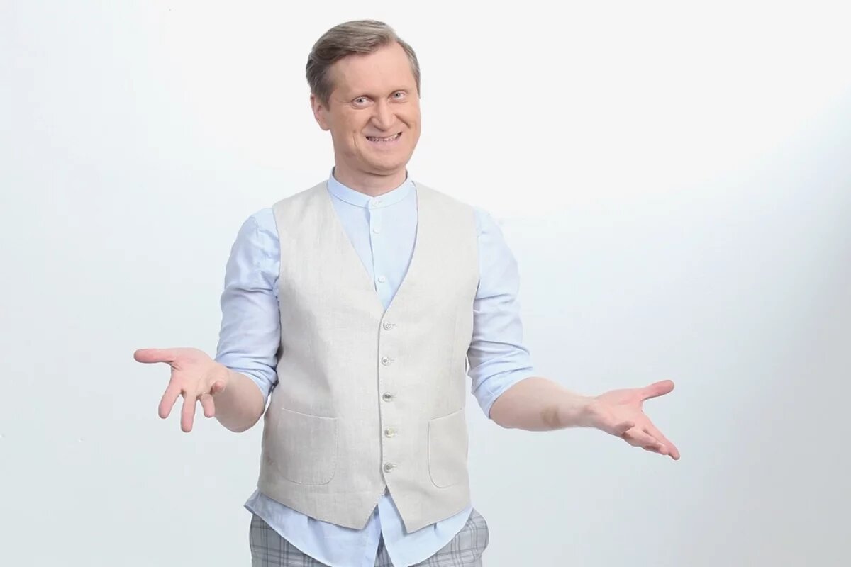    Андрей Рожков: «Переживать невзгоды лучше с улыбкой».