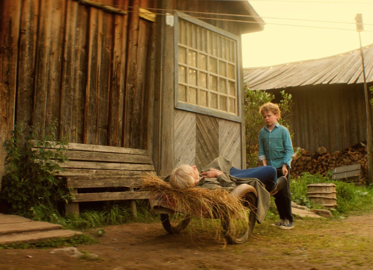 Кадр из фильма "Батя 2. Дед".