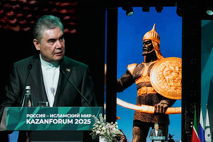    Гурбангулы Бердымухамедов.   