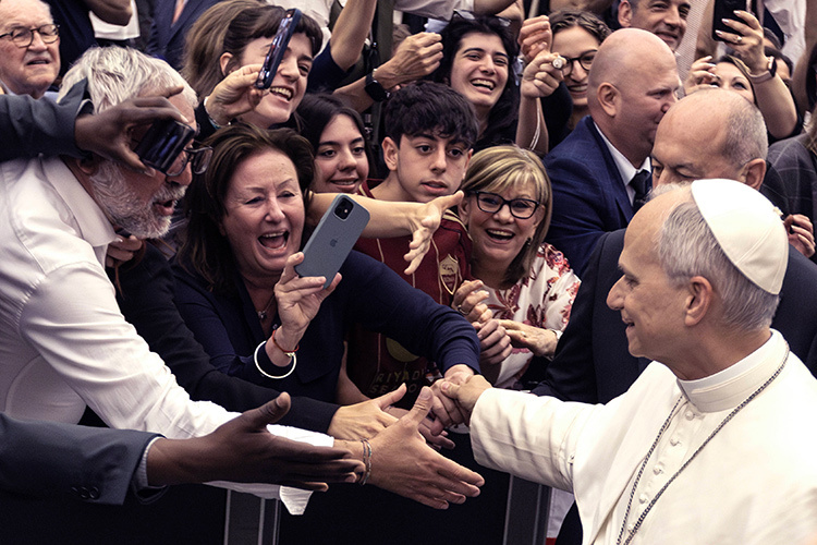    Лев XIV стал не только первым американцем, но и первым августинцем во главе католической церкви.   
Фото: © IMAGO/Matrix Images / Andre Pain / www.imago-images.de / www.globallookpress.com