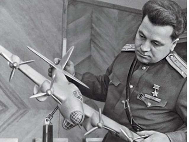 Анатолий Ляпидевский