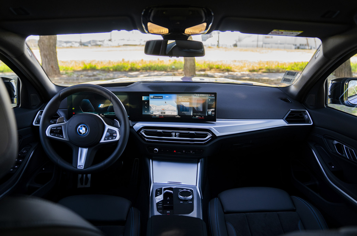    Балл за надёжность: 80/100 (данные J.D. Power) Средняя годовая стоимость обслуживания: $748 (данные RepairPal) Ориентировочная стоимость обслуживания в течение первых 10 лет: $13 749 (данные CarEdge) Общее количество отзывов: 2   
BMW