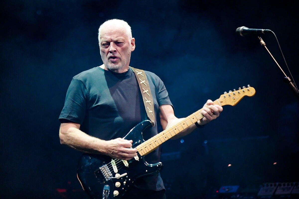 На записи пятого сольного альбома Дэвид Гилмор стал сомневаться, к месту ли его фирменные гитарные соло || Роджер Гудгроувс (Rex / Shutterstock)