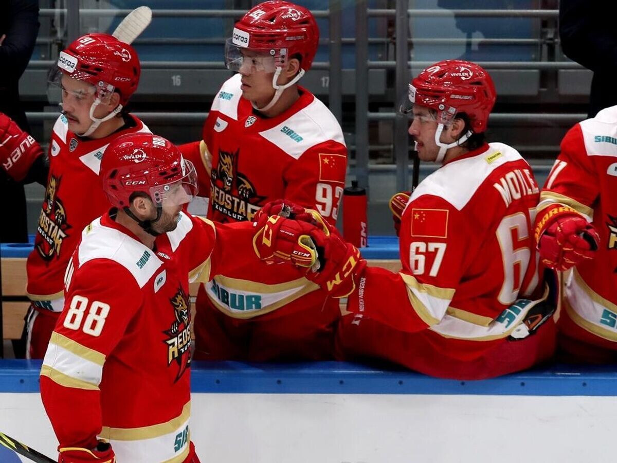    Хоккеисты клуба "Куньлунь"© Фото : Пресс-служба ХК "Куньлунь"