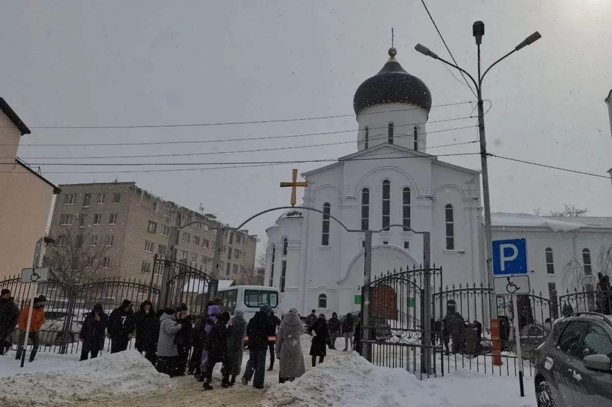 Похороны девочки. Фото: Ислам Текеев.