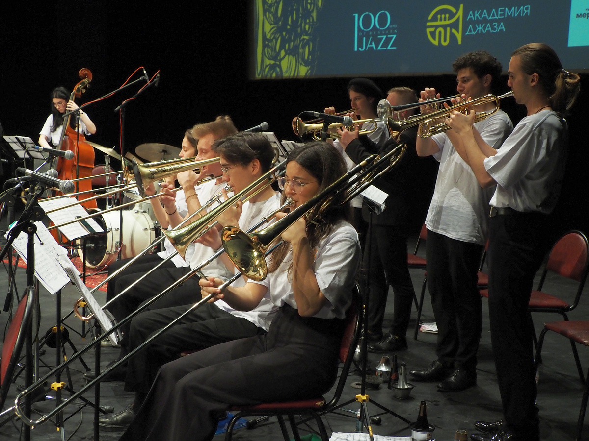Студенческий биг-бэнд Академии джаза (фото: Наталья Кравченко, «Джаз.Ру», 2023)