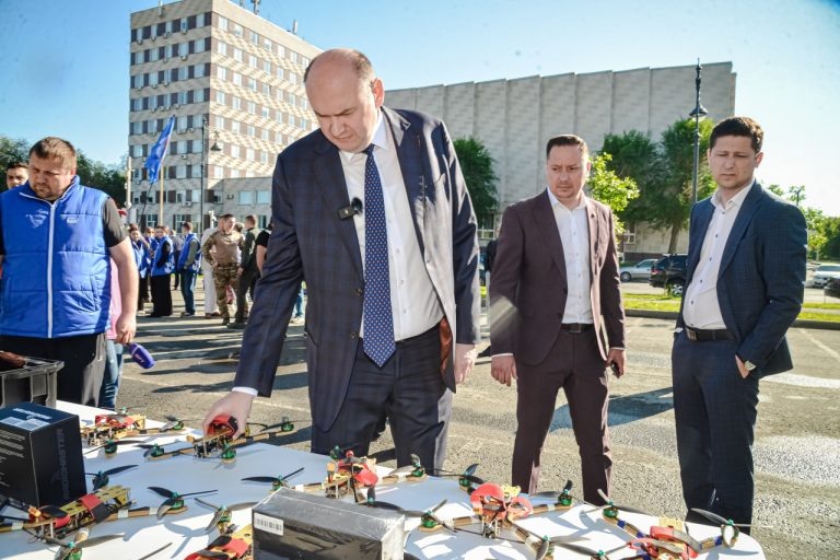    Около 40 тонн груза отправили из Оренбуржья в зону СВО Оренбуржье