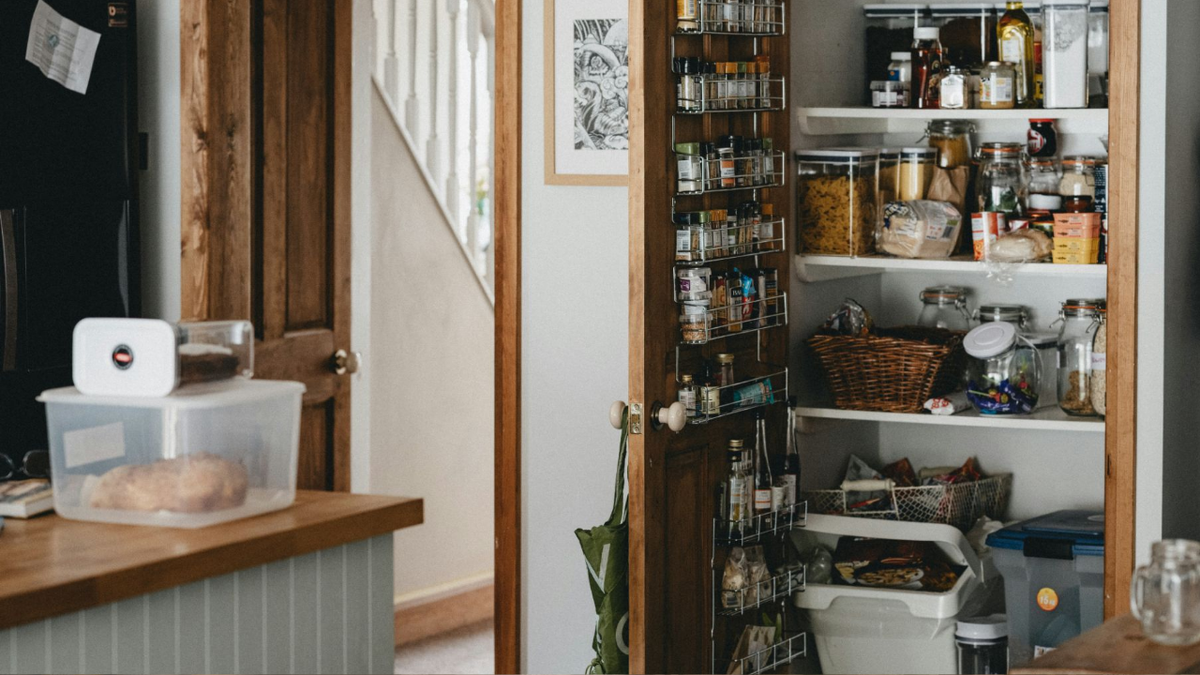 Контейнеры с крышками + маркировка