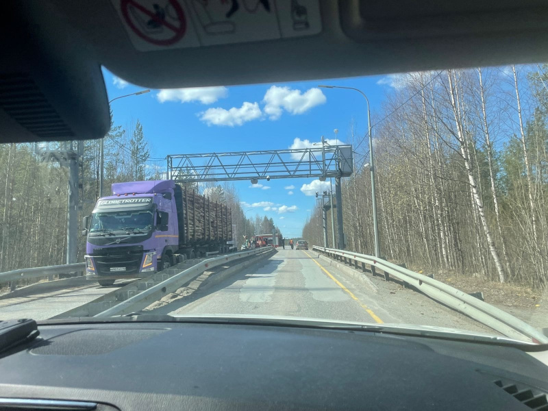    Грузовики жестко столкнулись в Карелиипаблик «Подслушано у водителей Птз и Карелии»