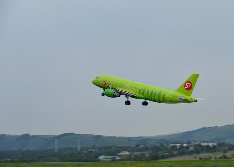 Взлет из Горного Алтая.  фото: картинки яндекса.