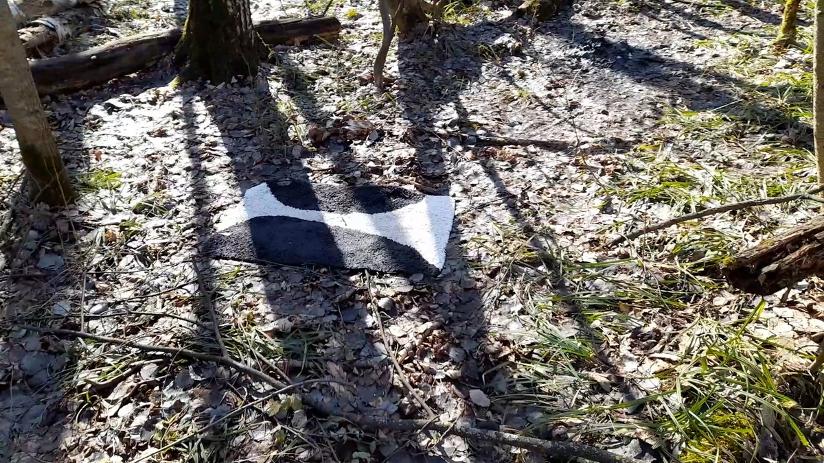 Нормальный же коврик, даже белый цвет сохранился. Фото автора