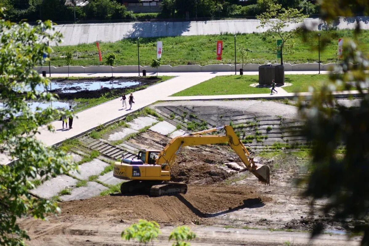    В Майкопе начали восстанавливать городской бассейн