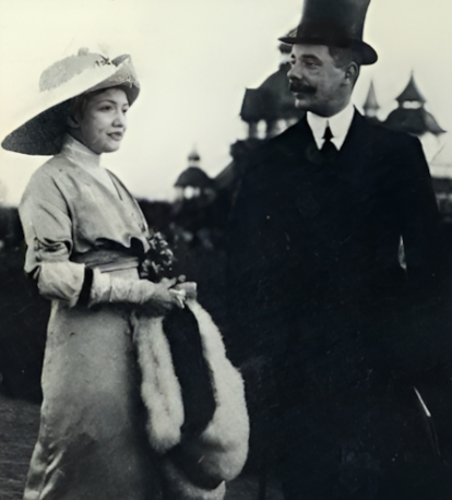 Мура с мужем - дипломатом