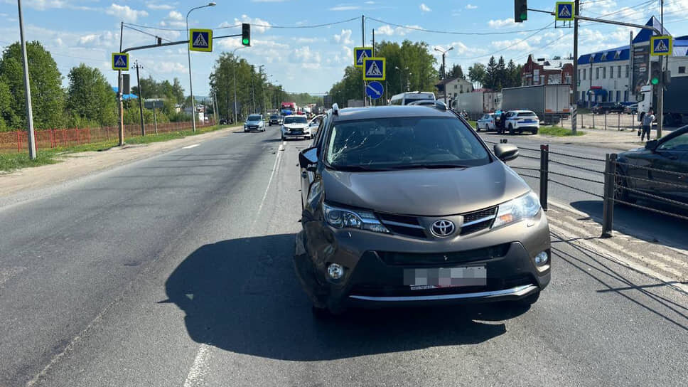 В Чувашии автомобиль сбил трех человек на пешеходном переходе.📷Фото: Прокуратура Чувашской Республики