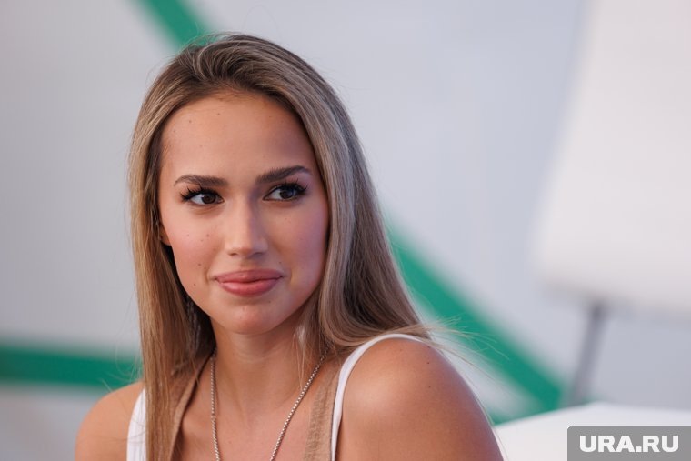    Алина Загитова — российская фигуристка, олимпийская чемпионка 2018 года в одиночном катании