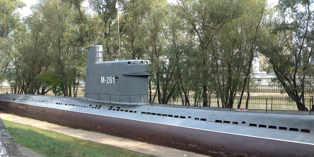 Подводная лодка М-261 проекта А615 (СССР) - памятник в Краснодаре, Россия /94/