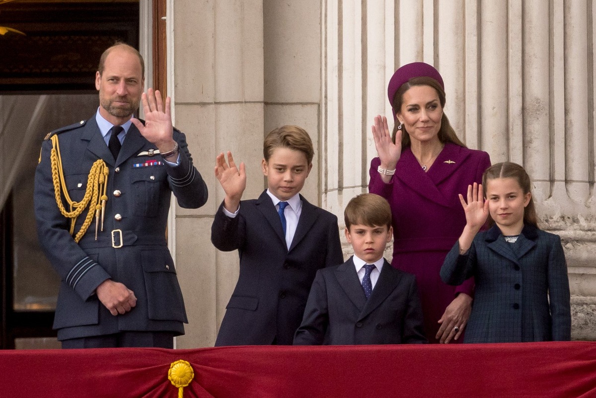    Королевская семья