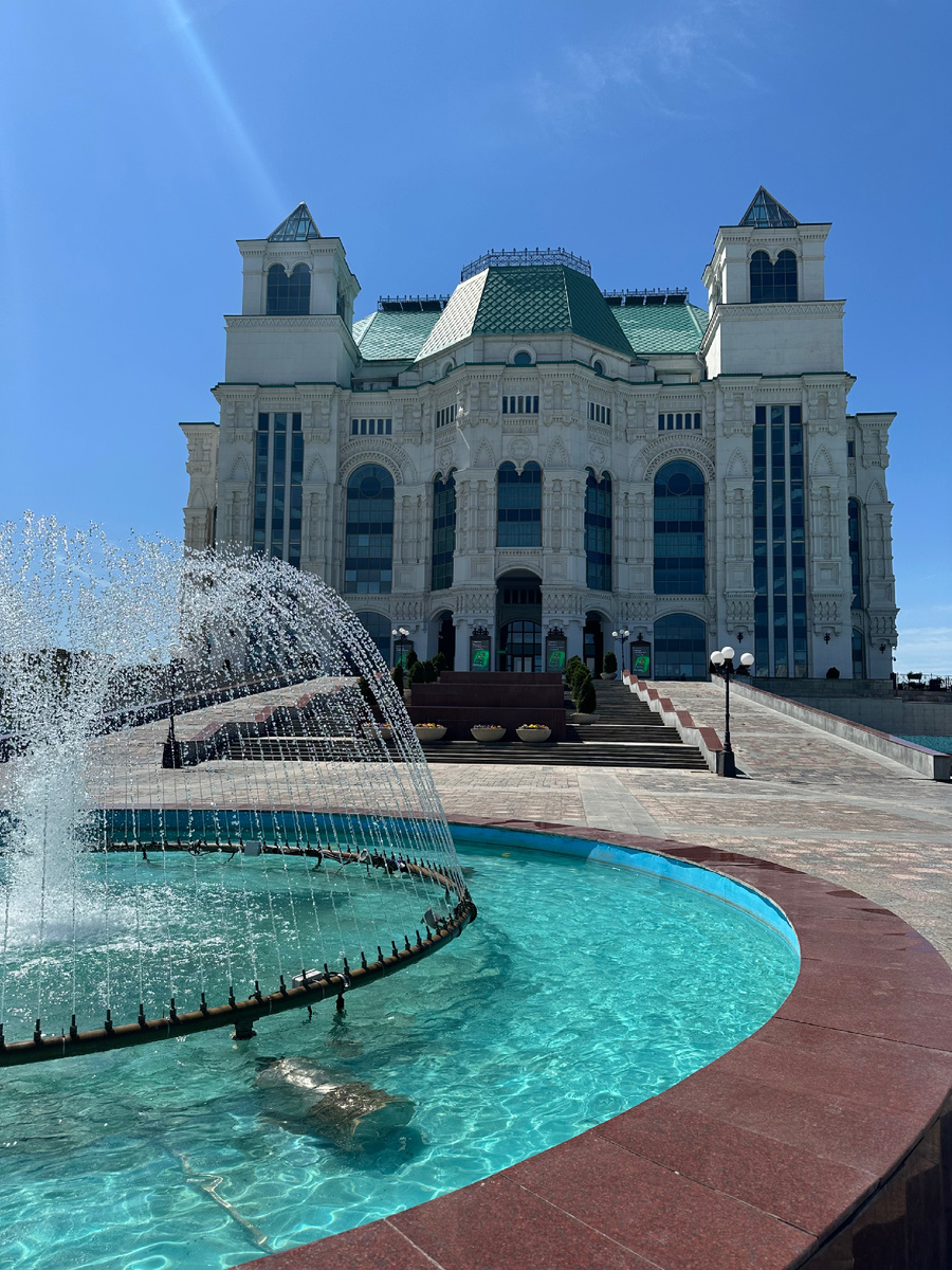 Театр оперы и балета. Фото автора 