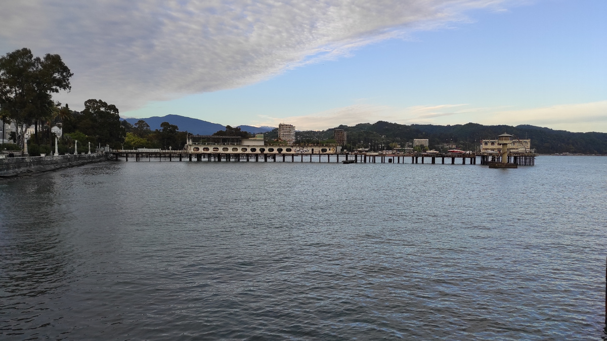 В Абхазию пока проще добраться по земле и по воде. Фото: Кирилл Полиенко/Polienko: путешествуем вдвоём