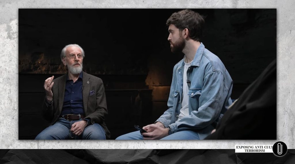 Скриншот с YouTube: интервью с Дворкиным 41