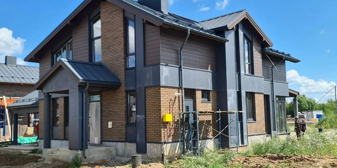 Эмоции новоселья: что чувствует человек, когда впервые заходит в свой дом и как создать уютные впечатления в 2025 году