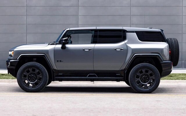 GMC Hummer EV (Фото: GMC)