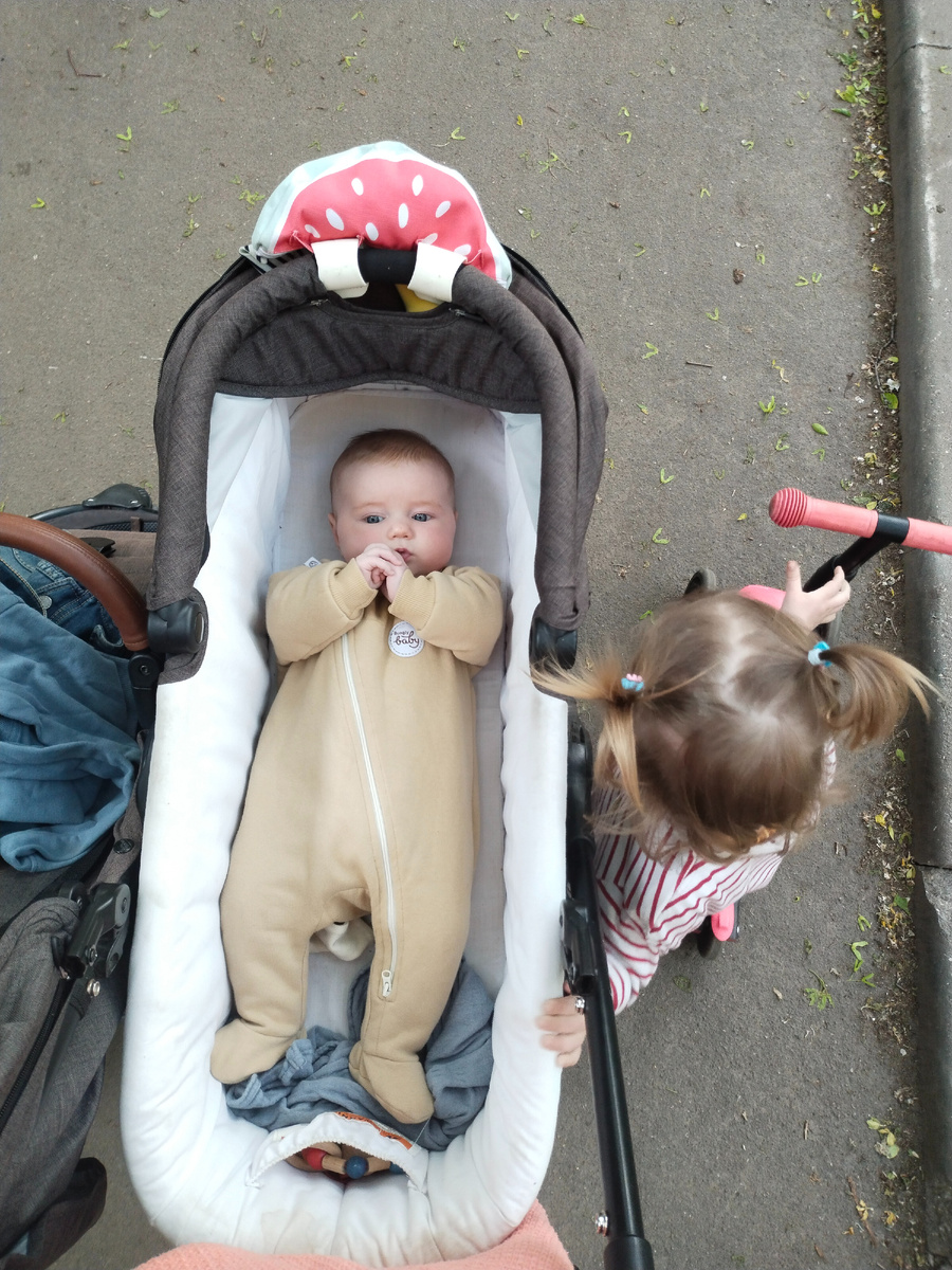 Главное - успеть наобнимать