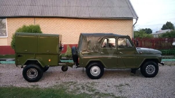 УАЗ-469 с прицепом – примерно на таком мы и проехали через всю Туркмению и Закавказье в 1983 г. Источник https://forum.guns.ru/forum_na/forum_picture/23178732.html.