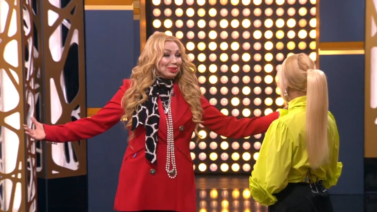 Маша Распутина в обновлённой студии «Секрета на миллион»