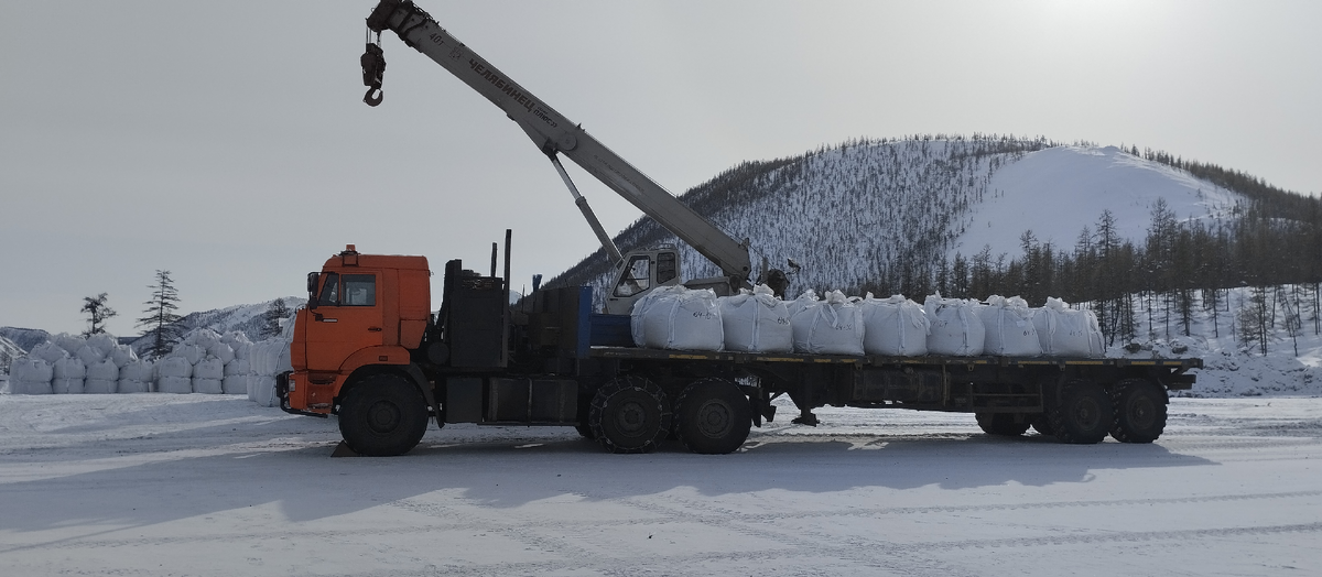 «Здесь рождаются легенды… и ломаются судьбы»