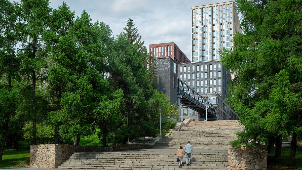 Парк «Михайловская набережная». Новосибирск. Фотография - www.openmainphoto.ru