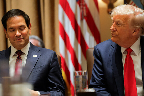 Brian Snyder/Reuters  