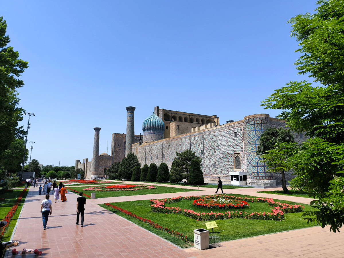 Медресе Шер-Дор