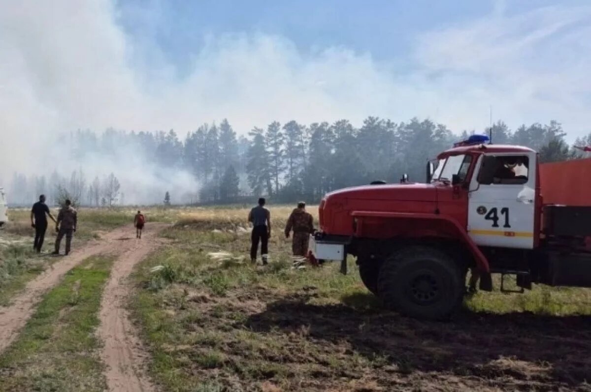    Пожарные потушили лесной пожар на Алтае, лишившись автомобиля