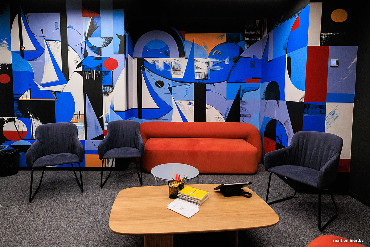 Листайте вправо, чтобы увидеть больше изображений