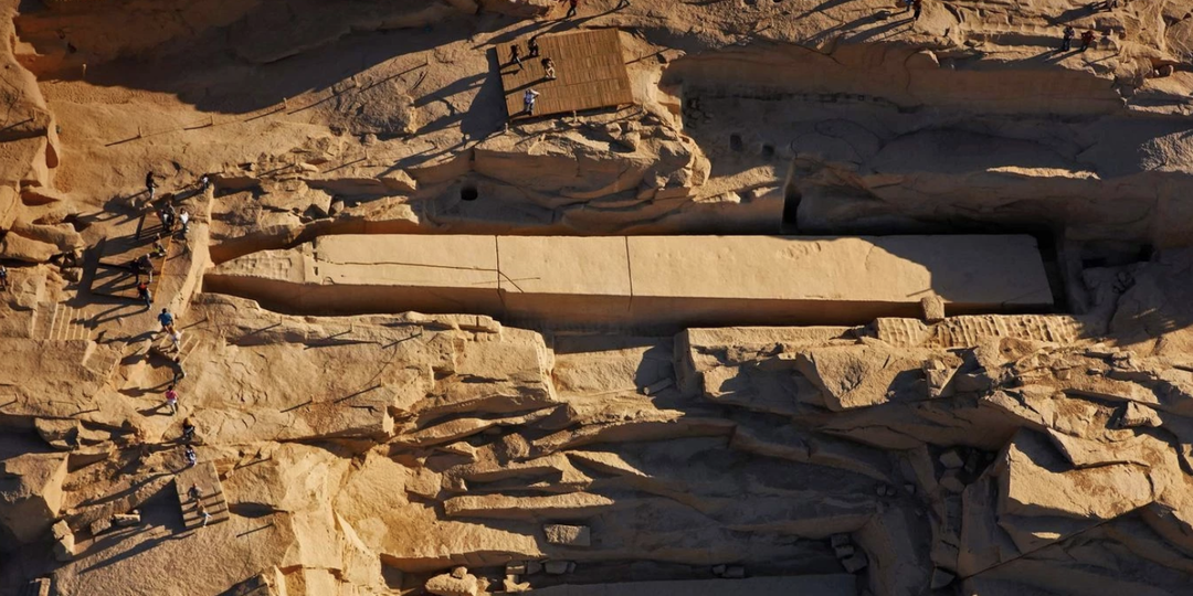 Как вырубали Асуанский обелиск. Странные следы «копателей гранита», которые объясняются только альтернативными версиями